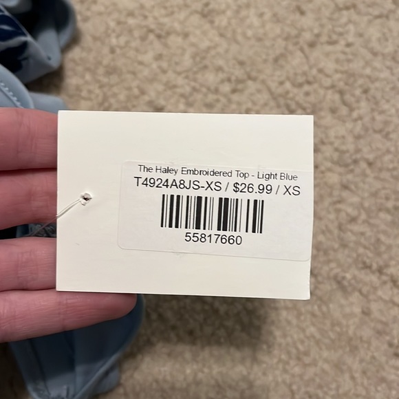 New with tags boutique shirt - Picture 2 of 2